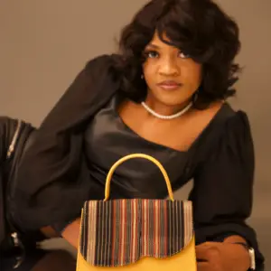 Yellow bag with strips
